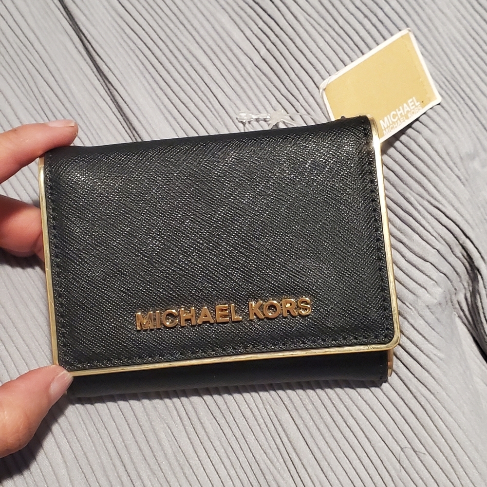Michael Kors wallet